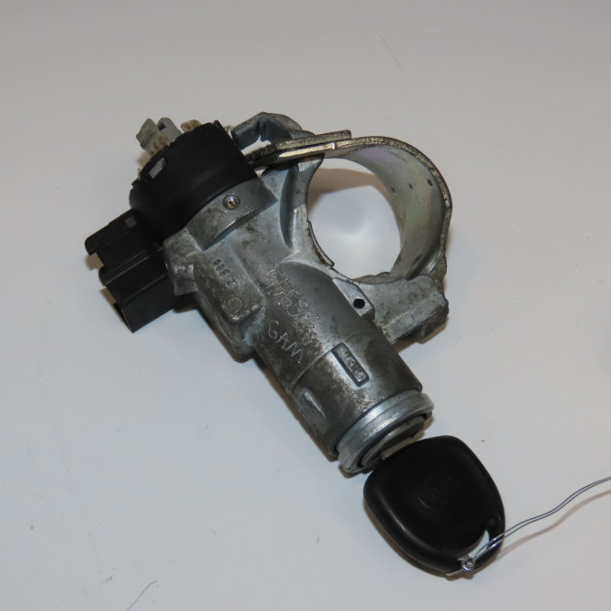 Antivol de direction occasion OPEL CORSA II Phase 2 04-1997->10-2000 1.0i 12v 55ch 93172805 1