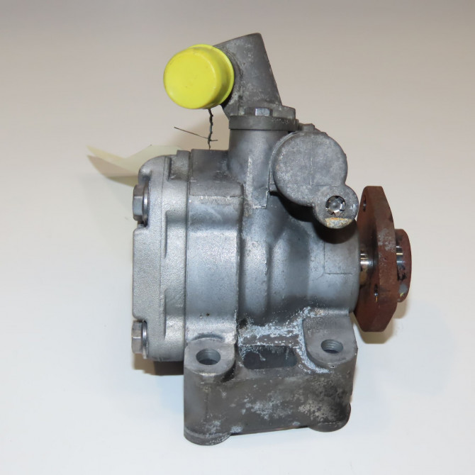 Pompe direction assistee occasion MERCEDES CLASSE C II Phase 1 04-1995->04-1999 C220CDI 150ch 24669301 4