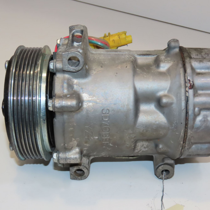 Compresseur air conditionne occasion  9825869180 2