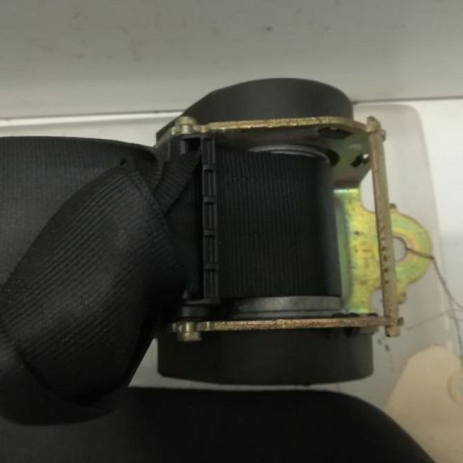 Ceinture arrière droite occasion CITROEN C4 I Phase 1 11-2004->07-2008 1.6 HDI 92ch 00008974JK 2