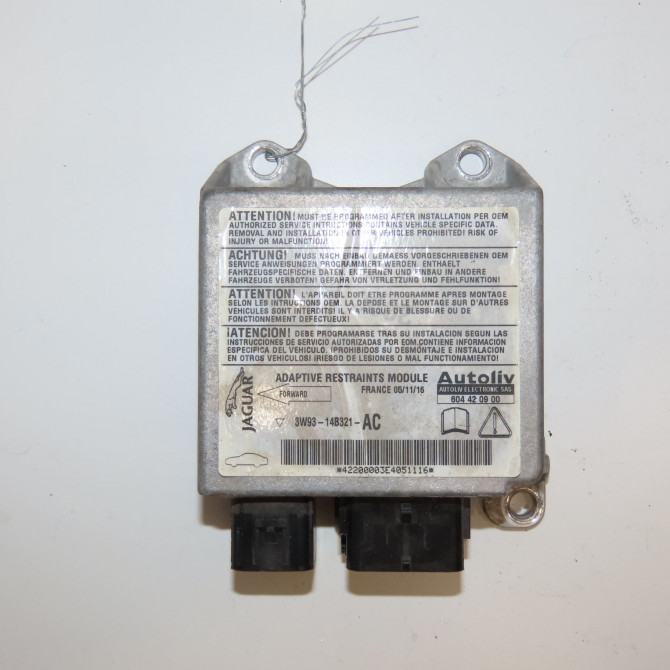 Boitier pyrotechnique occasion JAGUAR XJ III C2C3921 1