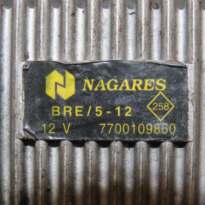 Boitier de préchauffage occasion RENAULT KANGOO I Phase 1 09-1997->06-2003 1.9 D 65ch 7700109860 3