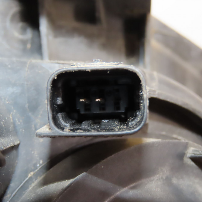 Phare gauche occasion RENAULT CLIO III Phase 1 09-2005->03-2009 1.5 DCI 85ch 260608237R 4