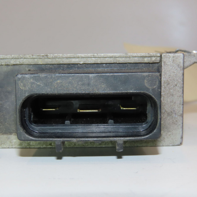 Boitier de préchauffage occasion RENAULT KANGOO I Phase 1 09-1997->06-2003 1.9 D 65ch 7700109860 4