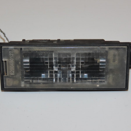 Eclaireur plaque de police d occasion RENAULT CLIO III Phase 2 03-2009->12-2014 1.2i 16v 75ch 8200480127
