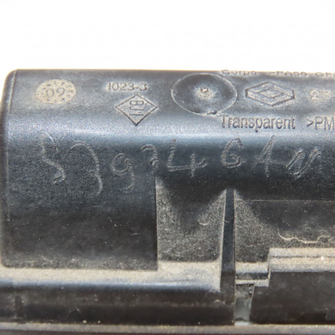 Eclaireur plaque de police g occasion RENAULT CLIO III Phase 2 03-2009->12-2014 1.2i 16v 75ch 8200480127 4