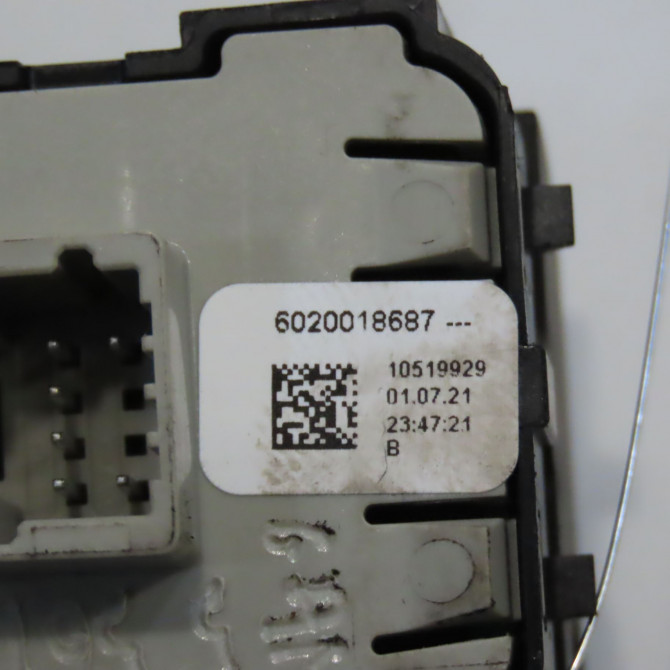 Commande lève-glace porte avant gauche occasion ALPINE A110 II 3