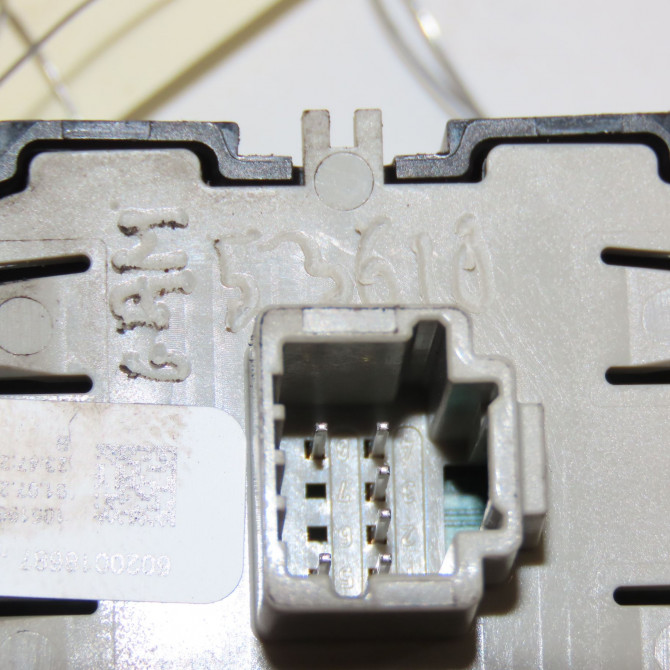 Commande lève-glace porte avant gauche occasion ALPINE A110 II 4