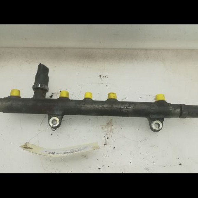 Rampe injection occasion RENAULT MEGANE II Phase 1 09-2003->12-2005 1.9 DCI 120ch 8200347176 2