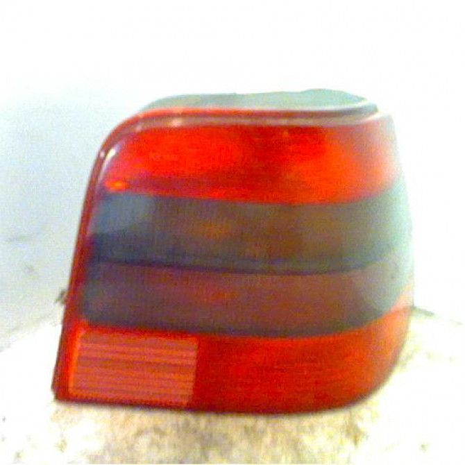 Feu arrière droit occasion VOLKSWAGEN GOLF IV GOLF IV Phase 1 1998-01-01->2005-06-30 1J6945096T 1