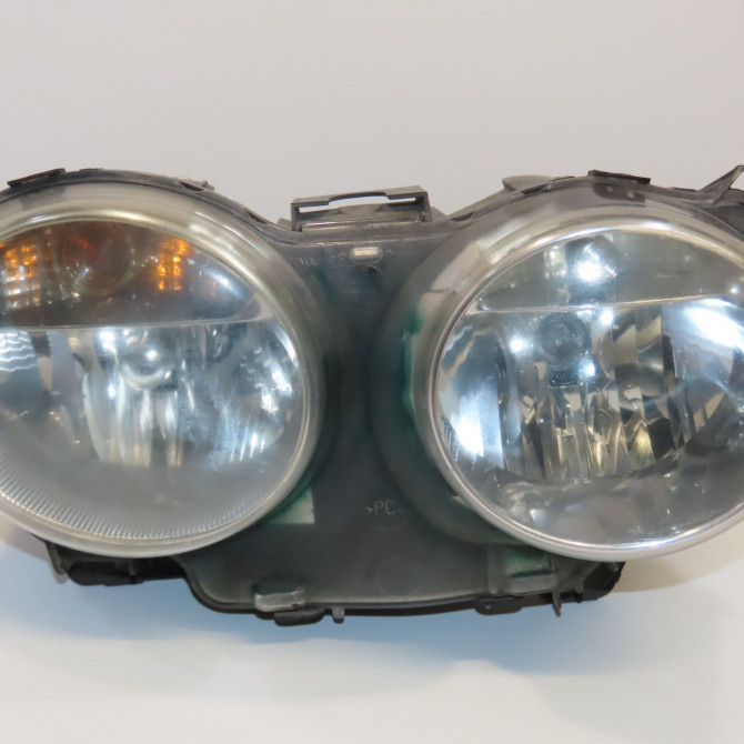 Phare droit occasion JAGUAR XJ III C2C28130 1