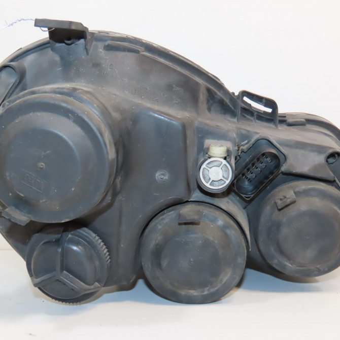Phare gauche occasion VOLKSWAGEN POLO IV Phase 1 01-2002->05-2005 1.4i 75ch 6Q1941007AF 3