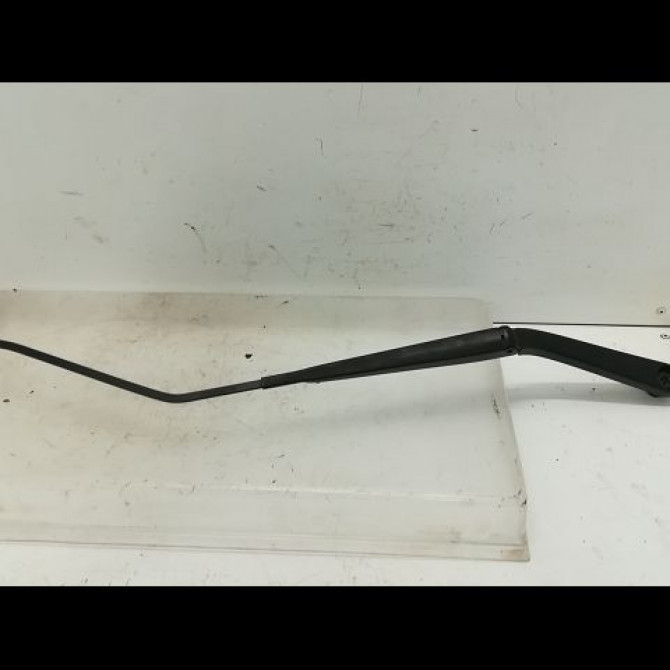 Bras essuie-glace avant droit occasion NISSAN JUKE Phase 1 09-2010->... 1.5 DCI 110ch 28881BA61A 1