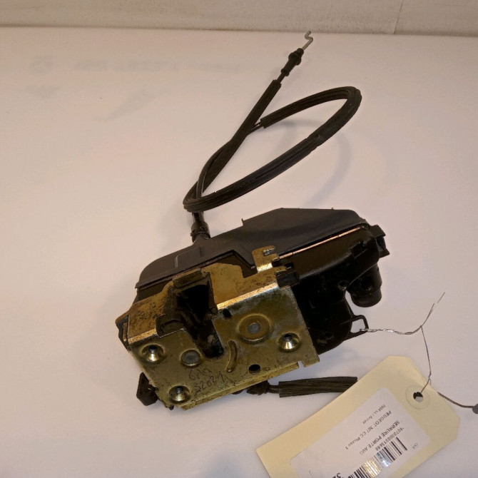Serrure porte avd occasion PEUGEOT 307 CC Phase 1 03-2003->06-2005 9136Q1 1