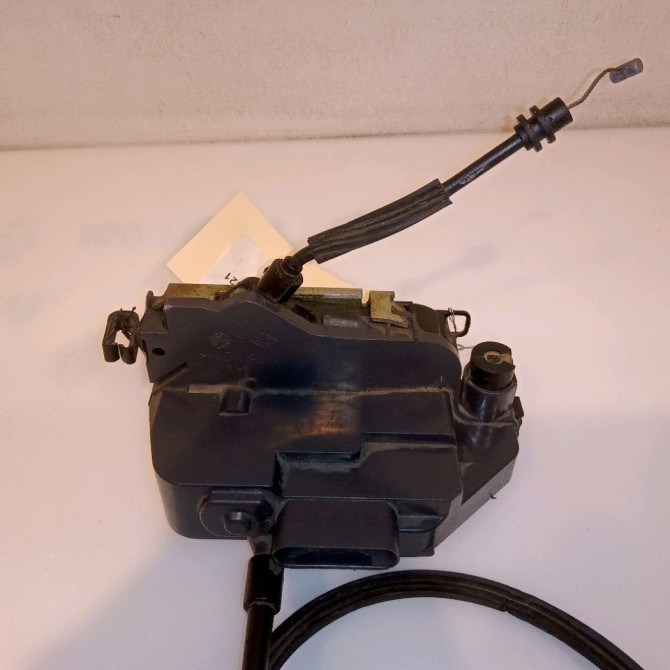 Serrure porte avd occasion PEUGEOT 307 CC Phase 1 03-2003->06-2005 9136Q1 2