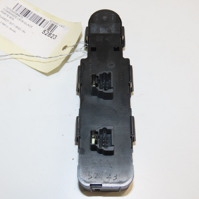Commande lève-glace porte avant gauche occasion PEUGEOT 307 Phase 2 SW 06-2005->07-2008 1.6HDi 16v FAP 110ch 6554KS 2