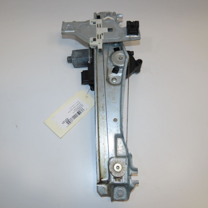 Mecanisme+moteur leve-glace ard occasion PEUGEOT 2008 Phase 1 01-2013->... 1.6 BlueHDI 100ch 9816402280 1