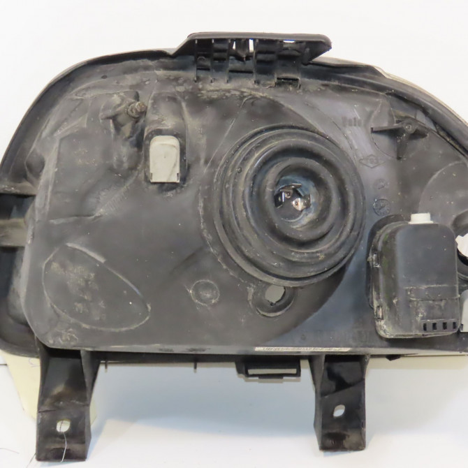 Phare droit occasion RENAULT CLIO II Phase 1 03-1998->06-2001 1.6 7701045169 2