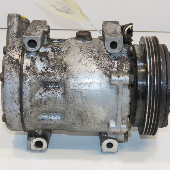 Compresseur air conditionne occasion RENAULT CLIO II Phase 1 03-1998->06-2001 1.6 7700875357 3