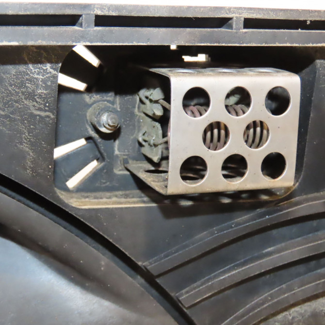 Ventilateur de refroidissement occasion NISSAN QASHQAI I Phase 2 03-2010->04-2014 1.6 DCI 130ch 21481BB50A 4