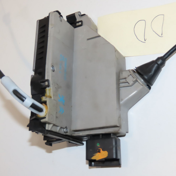 Serrure porte ard occasion PEUGEOT 2008 Phase 1 01-2013->... 1.6 E-HDI 92ch 9812501380 2