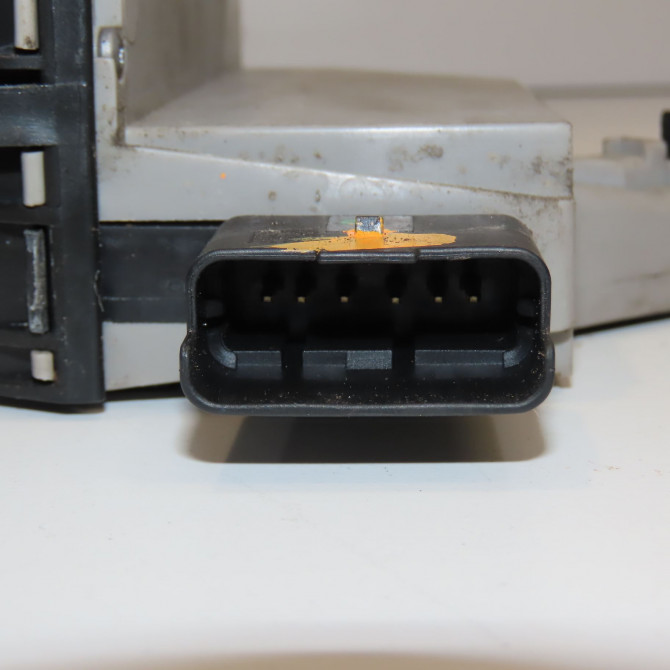 Serrure porte ard occasion PEUGEOT 2008 Phase 1 01-2013->... 1.6 E-HDI 92ch 9812501380 5