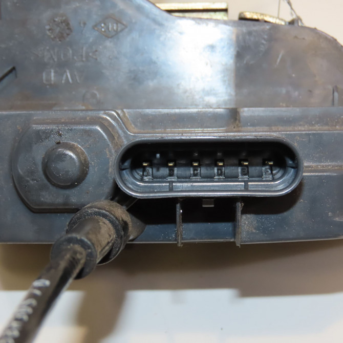 Serrure porte avd occasion PEUGEOT 307 CC Phase 1 03-2003->06-2005 2.0e 138ch 9136Q1 4