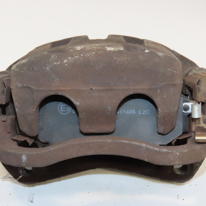 Etrier de frein avant gauche occasion NISSAN QASHQAI I Phase 2 03-2010->04-2014 1.6 DCI 130ch 41011EG50A 2