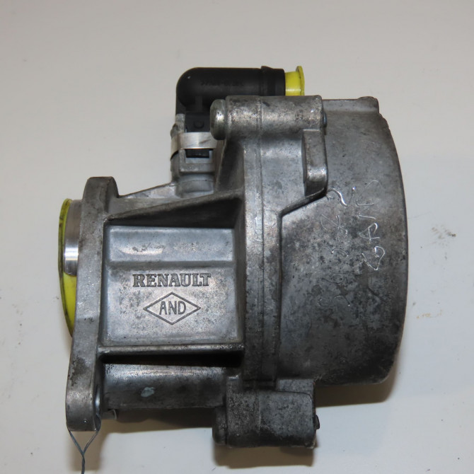 Pompe a vide occasion RENAULT MEGANE II Phase 2 01-2006->06-2009 1.9 DCI 130ch 8200720558 4