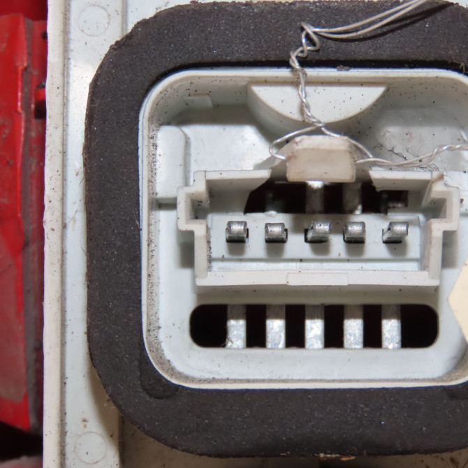 Feu arrière droit occasion RENAULT TWINGO I Phase 3 08-2000->06-2007 1.2i 8200338149 3