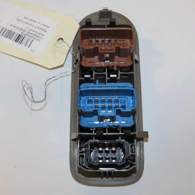 Commande lève-glace porte avant gauche occasion RENAULT CLIO III Phase 1 09-2005->03-2009 1.5 DCI 70ch 8200214945 2