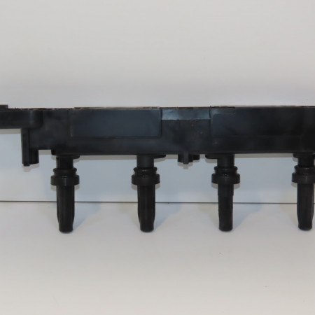 Bobine allumage occasion PEUGEOT 307 CC Phase 1 03-2003->06-2005 2.0e 138ch 597098