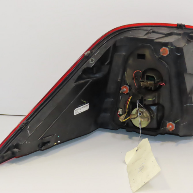 Feu arrière droit occasion MERCEDES CLASSE ML II phase 2 09-2008->06-2011 1669063201 2