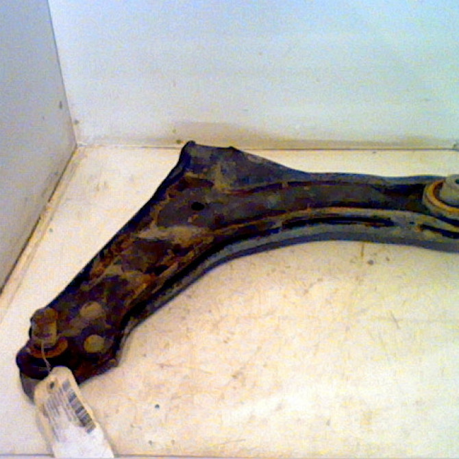 Triangle inf avg occasion MERCEDES VITO I Phase 1 04-1996->10-2003 108 CDI 6383300010 1