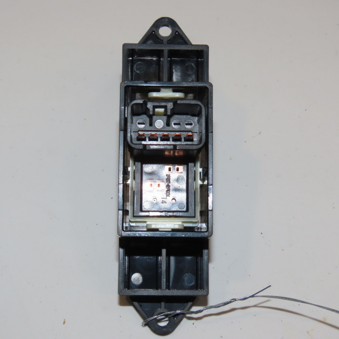 Commande leve-glace porte arrière droite occasion CITROEN C4 AIRCROSS Phase 1 10-2011->... 1.6 e-HDI 115ch 6590NX 2