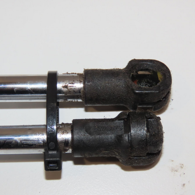 Verin droit hayon occasion CITROEN C4 AIRCROSS Phase 1 10-2011->... 1.6 e-HDI 115ch 1687264680 3