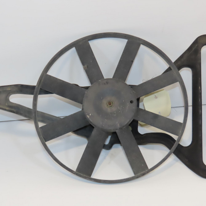 Ventilateur de refroidissement occasion CITROEN SAXO Phase 1 03-1996->09-1999 1.1i 125356 2