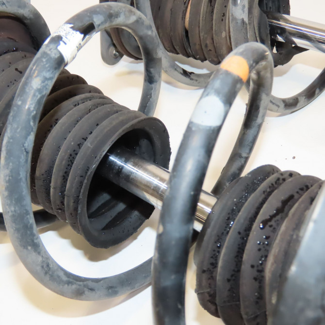 Amortisseur avant droit occasion RENAULT CLIO IV Phase 1 07-2012->... 0.9 TCE 90ch 543025760R 4