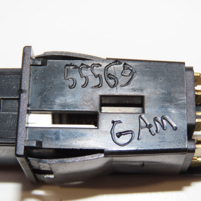 Bouton de warning occasion PEUGEOT 106 Phase 2 04-1996->09-2003 1.1i 655321 4