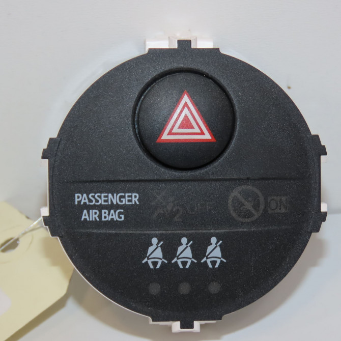 Bouton de warning occasion TOYOTA YARIS III Phase 2 06-2014->... 1.5 100ch 1