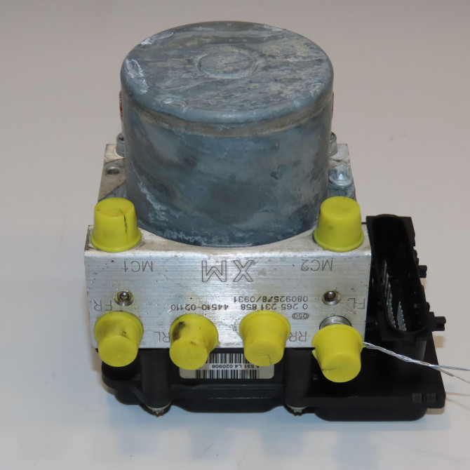 Unité hydraulique ABS occasion TOYOTA AURIS I Phase 1 03-2007->03-2010 126 D-4D 4405002150 1