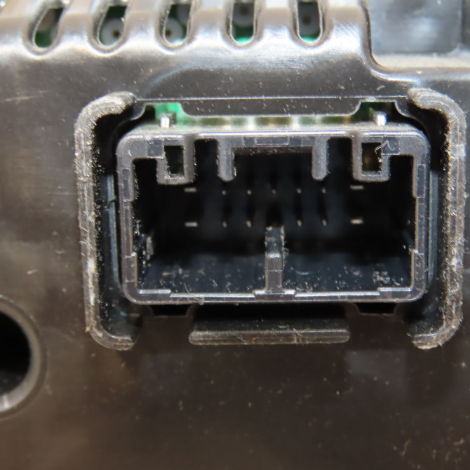 Compteur occasion TOYOTA YARIS III Phase 2 06-2014->... 1.5i 100ch hybride 838000UC90 4