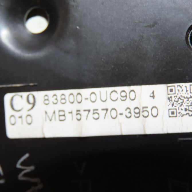 Compteur occasion TOYOTA YARIS III Phase 2 06-2014->... 1.5i 100ch hybride 838000UC90 6