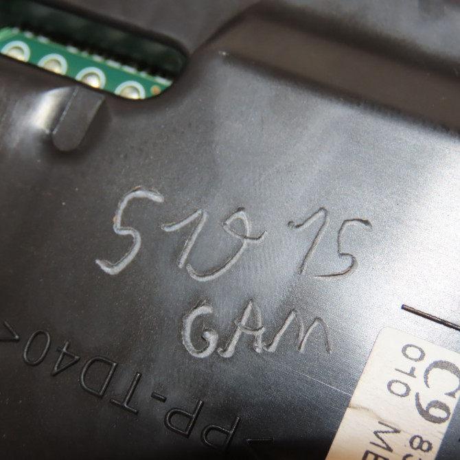 Compteur occasion TOYOTA YARIS III Phase 2 06-2014->... 1.5i 100ch hybride 838000UC90 7