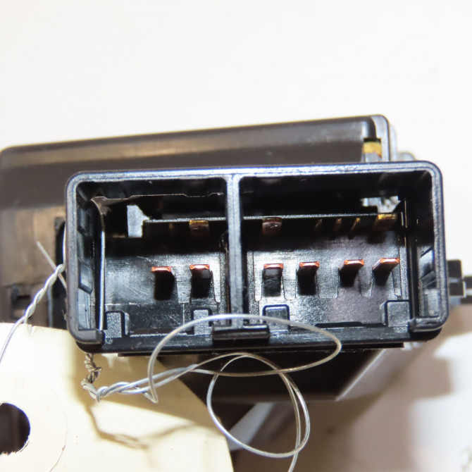 Commande essuie glace occasion TOYOTA YARIS III Phase 2 06-2014->... 1.5i 100ch hybride 846520D190 3