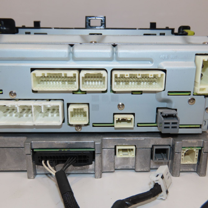 Autoradio occasion TOYOTA YARIS III Phase 2 06-2014->... 1.5i 100ch hybride 861400D210 3