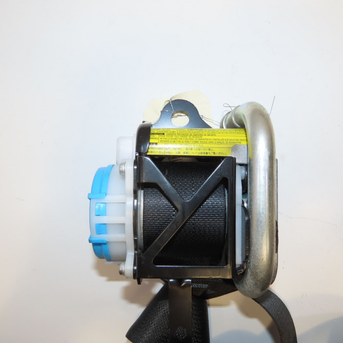 Ceinture avant droite occasion TOYOTA YARIS III Phase 2 06-2014->... 1.5i 100ch hybride 732100D322C0 2