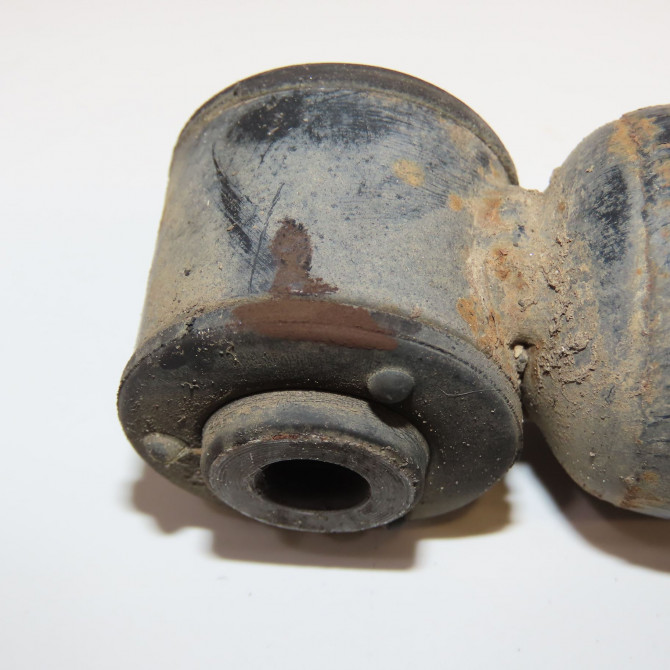 Amortisseur arrière droit occasion TOYOTA YARIS III Phase 2 06-2014->... 1.5i 100ch hybride 485300DA41 3