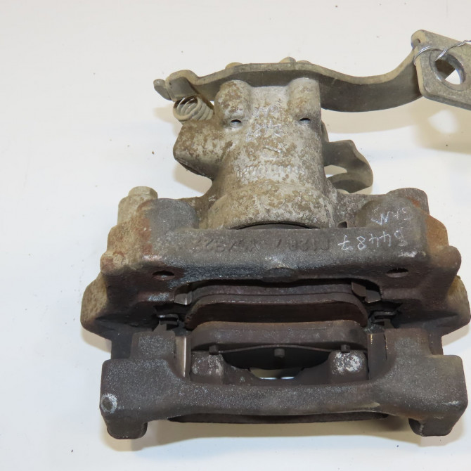 Etrier de frein arrière droit occasion TOYOTA AURIS I Phase 1 03-2007->03-2010 126 D-4D 4783002101 4