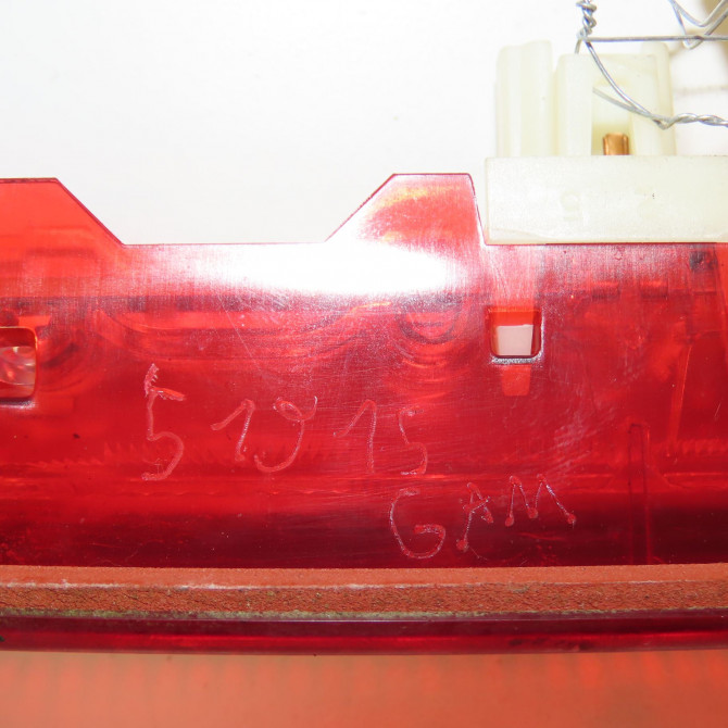 Feux stop supplementaire occasion TOYOTA YARIS III Phase 2 06-2014->... 1.5i 100ch hybride 815700D152 4